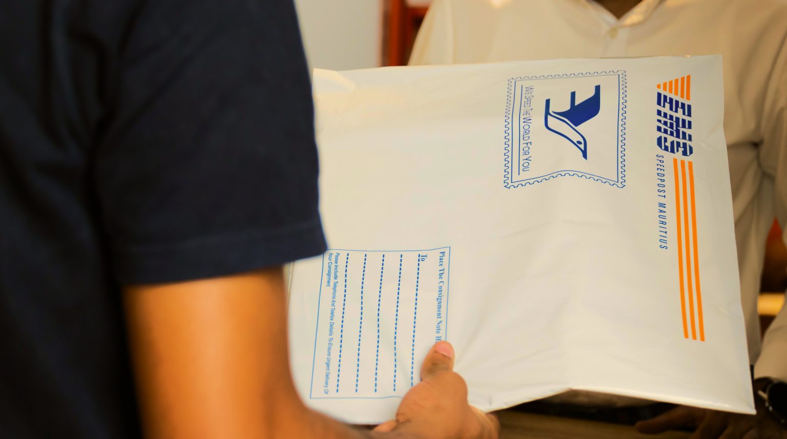 Post/ems EMS - Mauritius Post